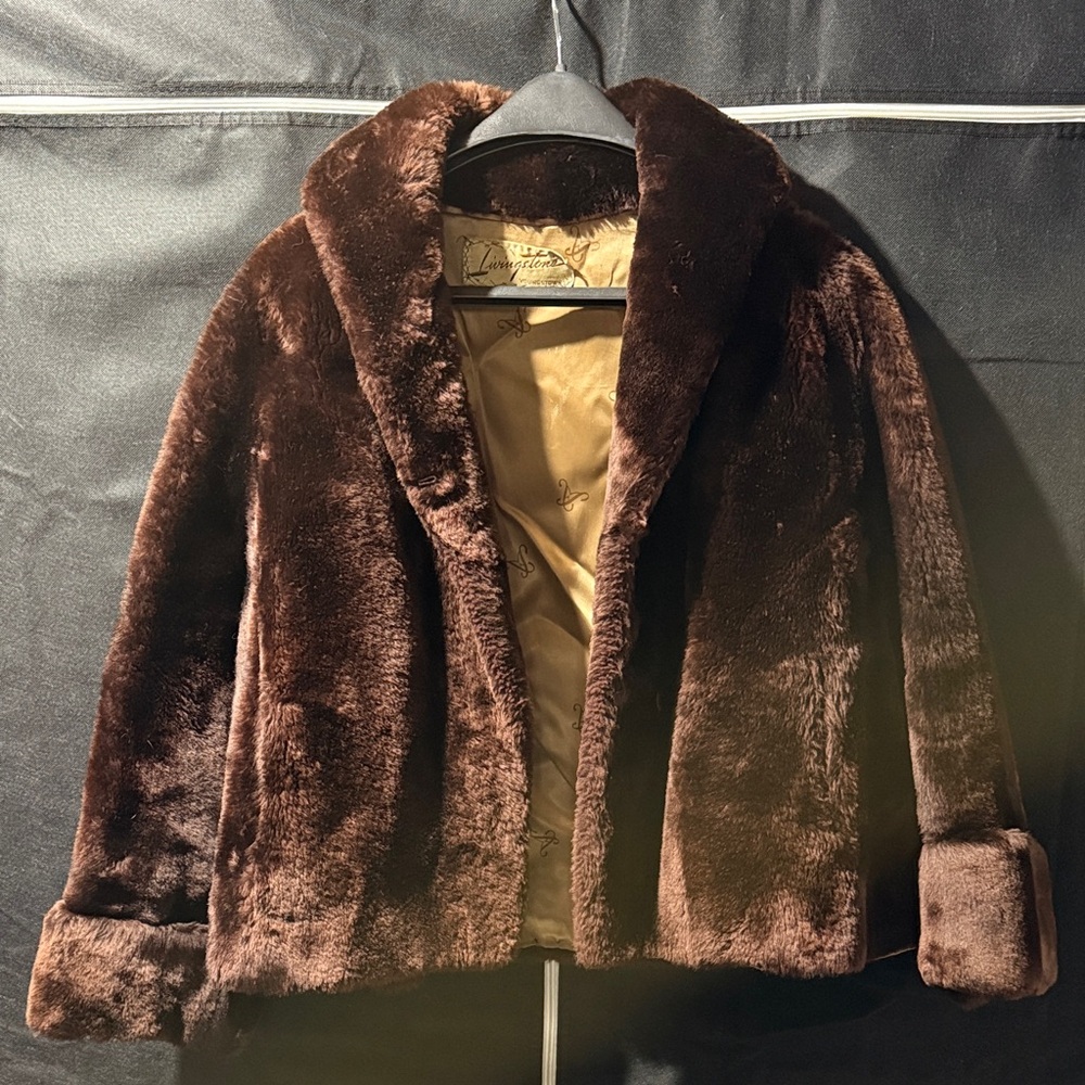 Vintage fur coat genuine Mon Sal dyed mouton lamb Livingston of Youngstown